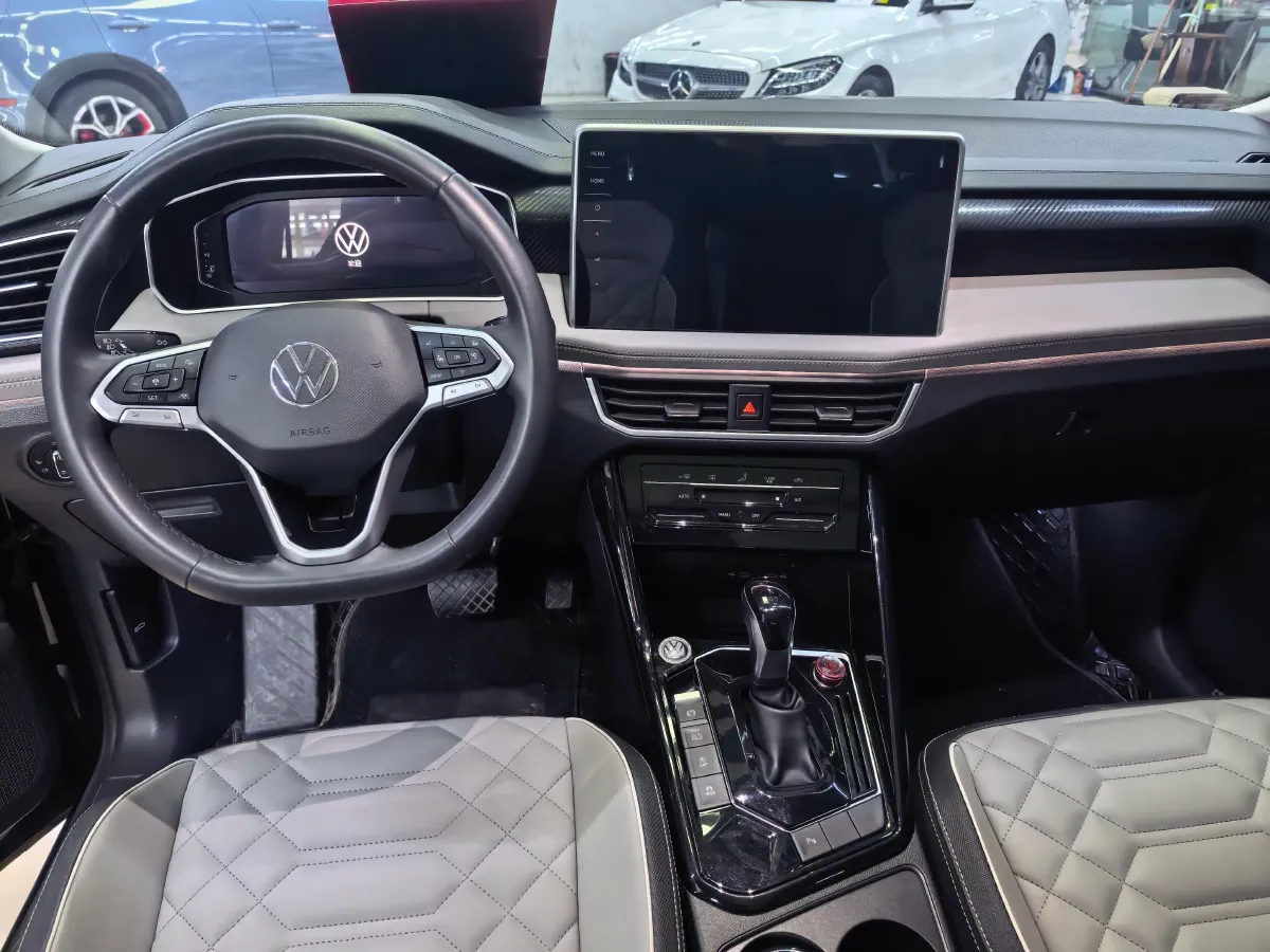 2023 Volkswagen Tayron 2.0T 186HP L4 7DCT,autocango,china used car exporter,china ev exporter,chinese used car exporter,chinese used ev exporter