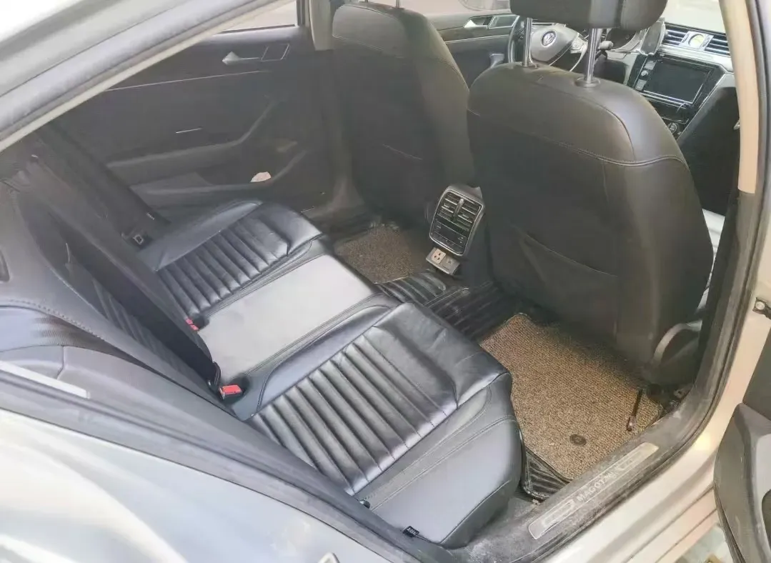 2019 Volkswagen Magotan 2.0T 186HP L4 7DCT,autocango,china used car exporter,china ev exporter,chinese used car exporter,chinese used ev exporter