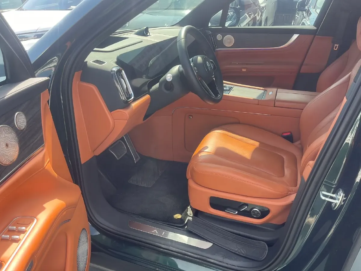 2024 AITO AITO M9 1.5T 152HP L4 REEV 42KWH,autocango,china used car exporter,china ev exporter,chinese used car exporter,chinese used ev exporter