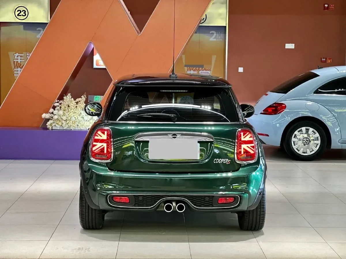 2018 MINI MINI 2.0T 192HP L4 7DCT,autocango,china used car exporter,china ev exporter,chinese used car exporter,chinese used ev exporter