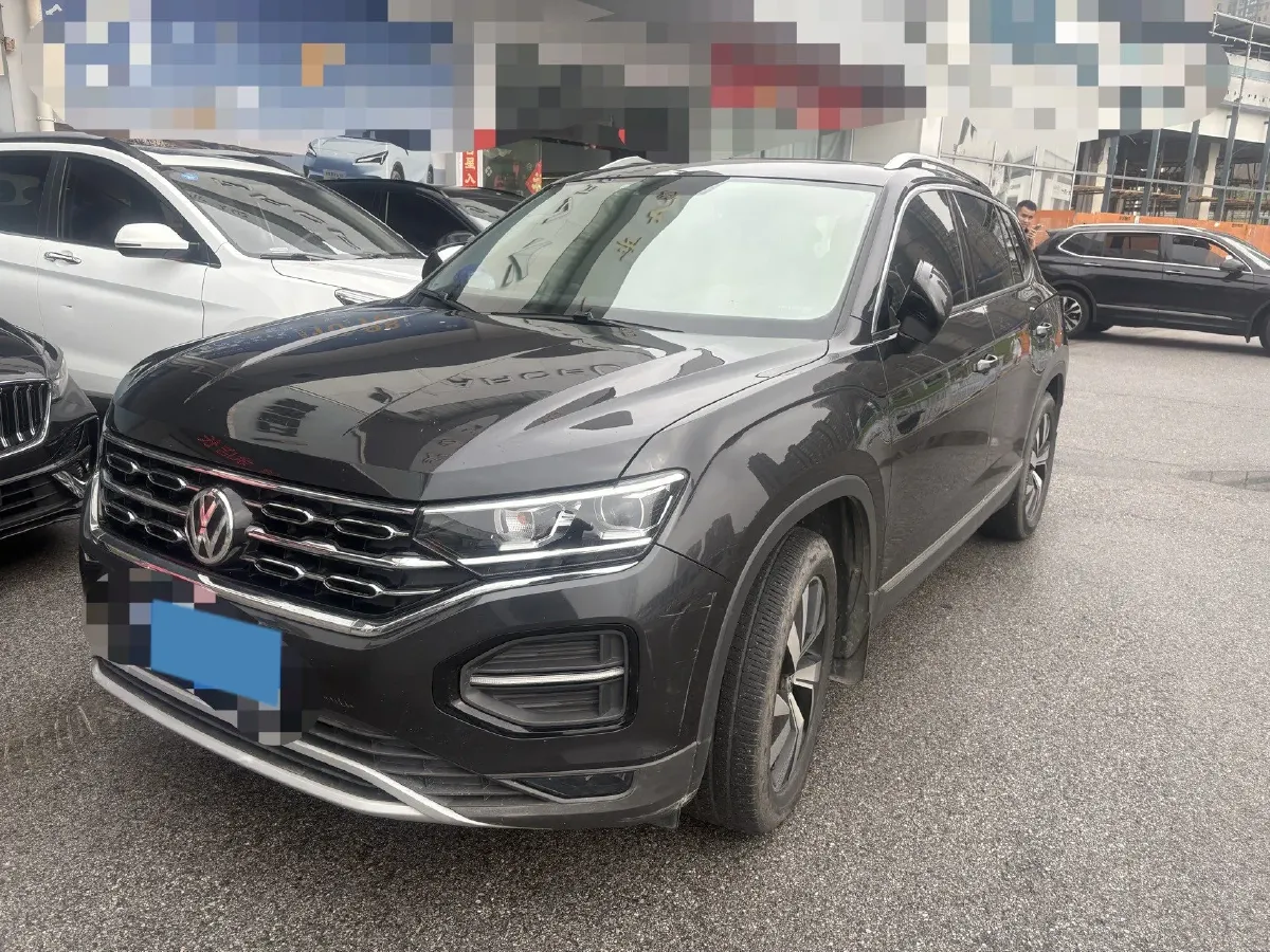 2019 Jeep Cherokee 2.0T 234HP L4 9AT,autocango,china used car exporter,china ev exporter,chinese used car exporter,chinese used ev exporter