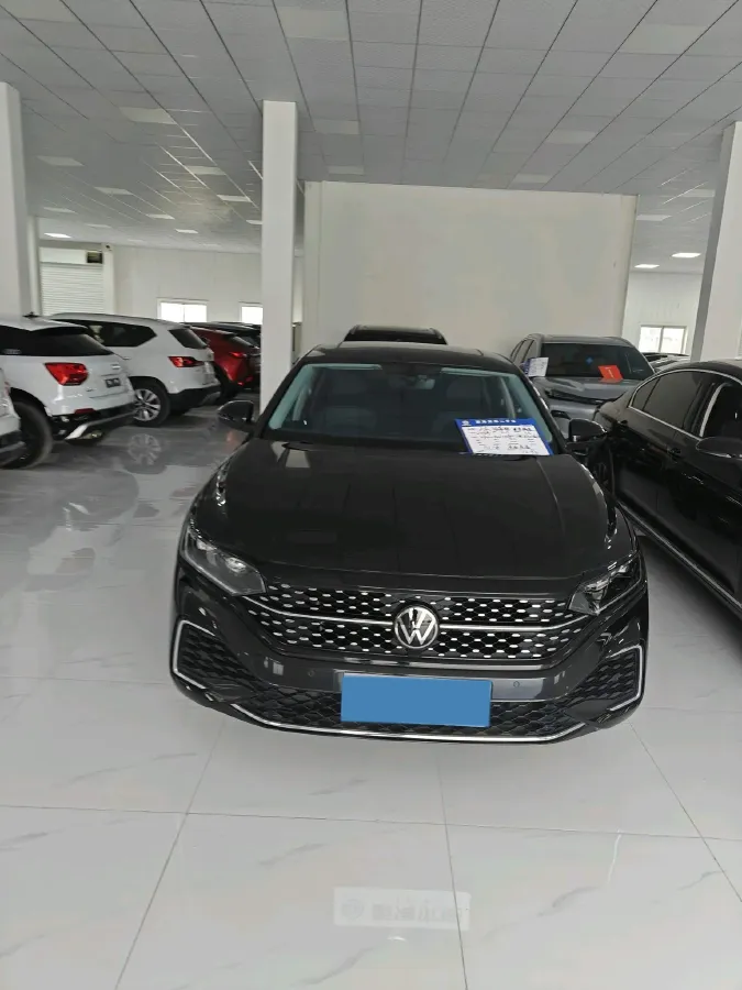 2023 Volkswagen Passat 2.0T 186HP L4 7DCT,autocango,china used car exporter,china ev exporter,chinese used car exporter,chinese used ev exporter