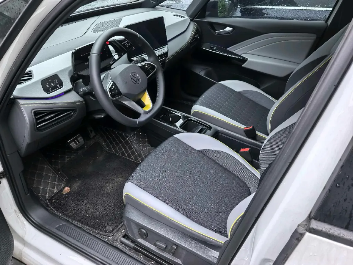 2024 Volkswagen ID.3 BEV 52.8KWH,autocango,china used car exporter,china ev exporter,chinese used car exporter,chinese used ev exporter