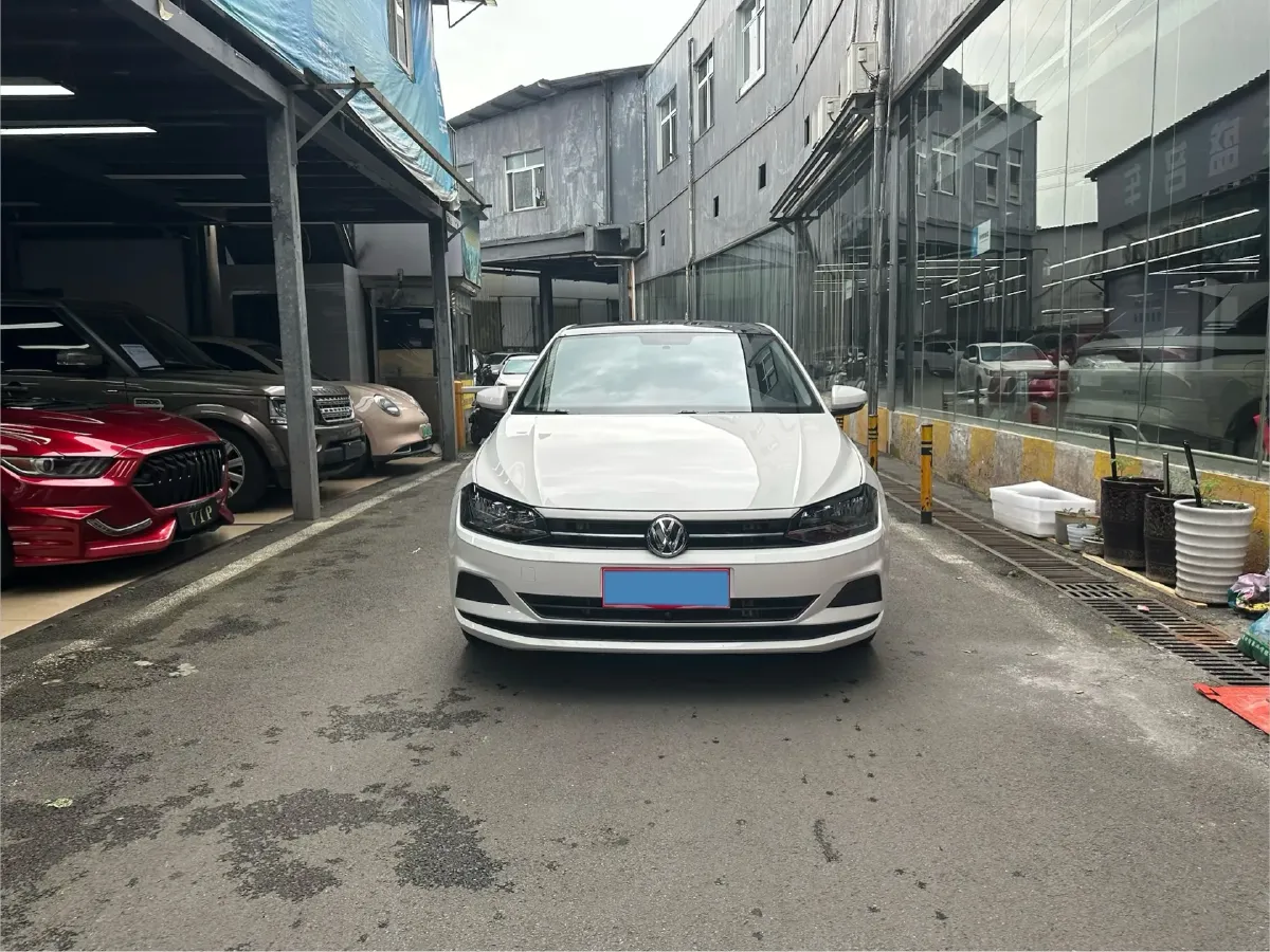 2019 Volkswagen Polo 1.5L 113HP L4 6AT,autocango,china used car exporter,china ev exporter,chinese used car exporter,chinese used ev exporter