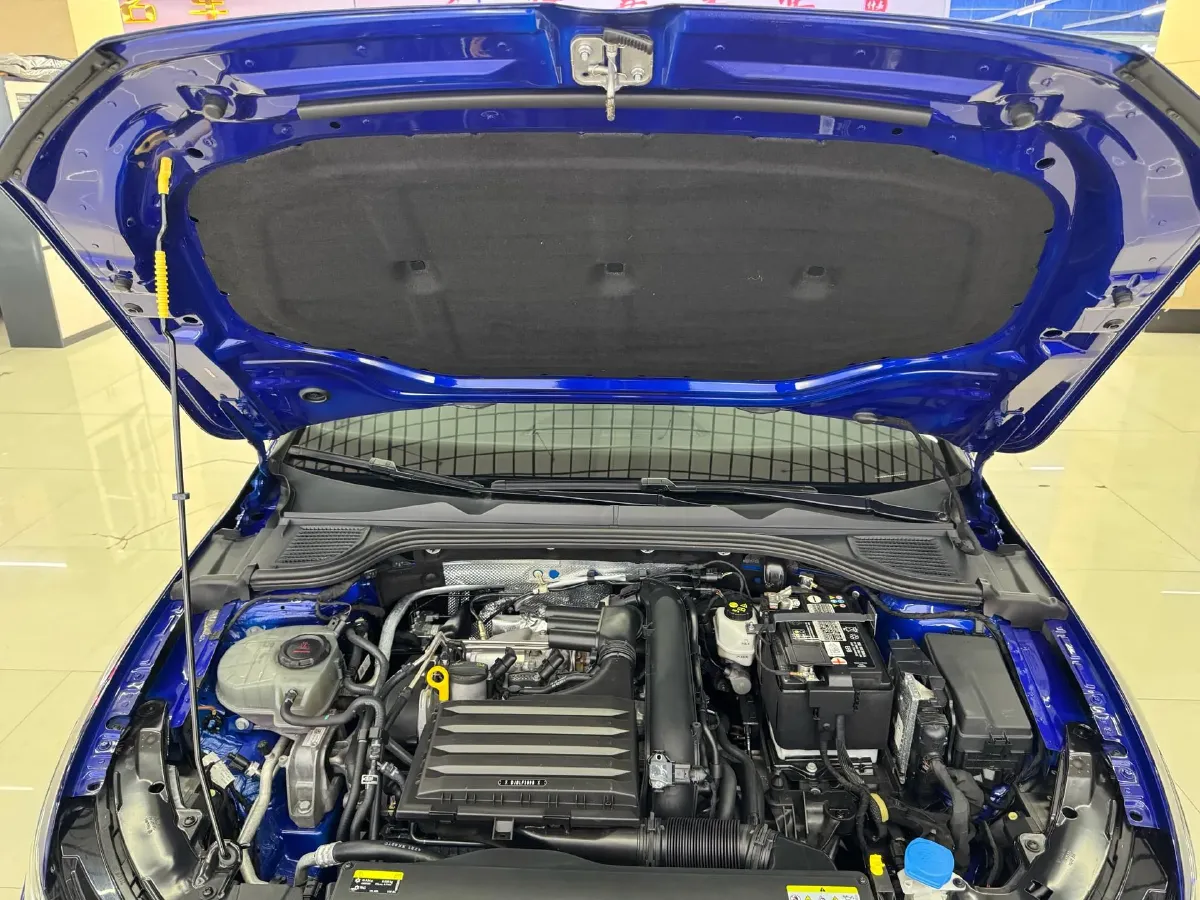 2021 Volkswagen Golf 1.4T 150HP L4 7DCT,autocango,china used car exporter,china ev exporter,chinese used car exporter,chinese used ev exporter