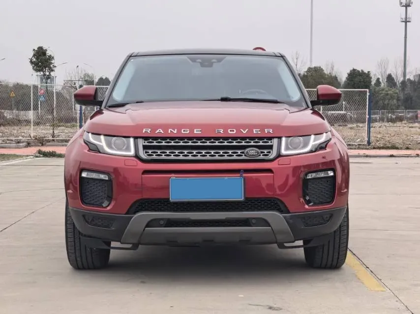 2018 Land Rover Range Rover Evoque 2.0T 241HP L4 9AT,autocango,china used car exporter,china ev exporter,chinese used car exporter,chinese used ev exporter