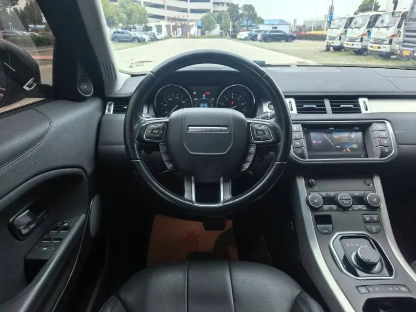 2018 Land Rover Range Rover Evoque 2.0T 241HP L4 9AT,autocango,china used car exporter,china ev exporter,chinese used car exporter,chinese used ev exporter