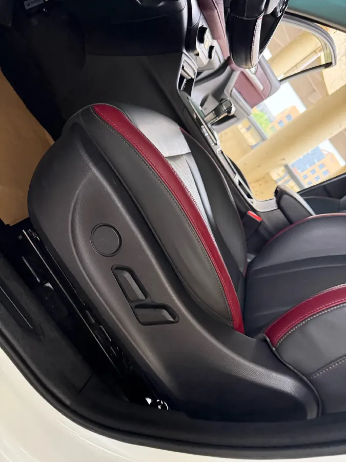 2021 Haval H6 Coupe 1.5T 150HP L4 7DCT,autocango,china used car exporter,china ev exporter,chinese used car exporter,chinese used ev exporter