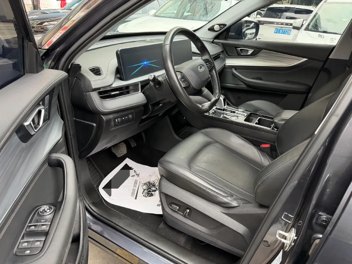 2021 Chery Tiggo 8 Plus 1.6T 197HP L4 7DCT,autocango,china used car exporter,china ev exporter,chinese used car exporter,chinese used ev exporter