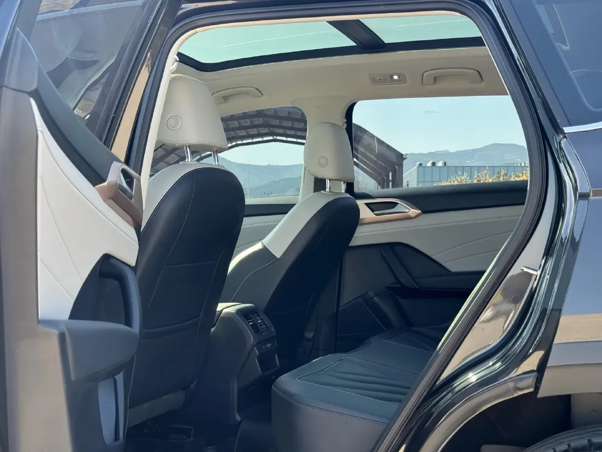 2023 Volkswagen Tharu 1.5T 160HP L4 7DCT,autocango,china used car exporter,china ev exporter,chinese used car exporter,chinese used ev exporter