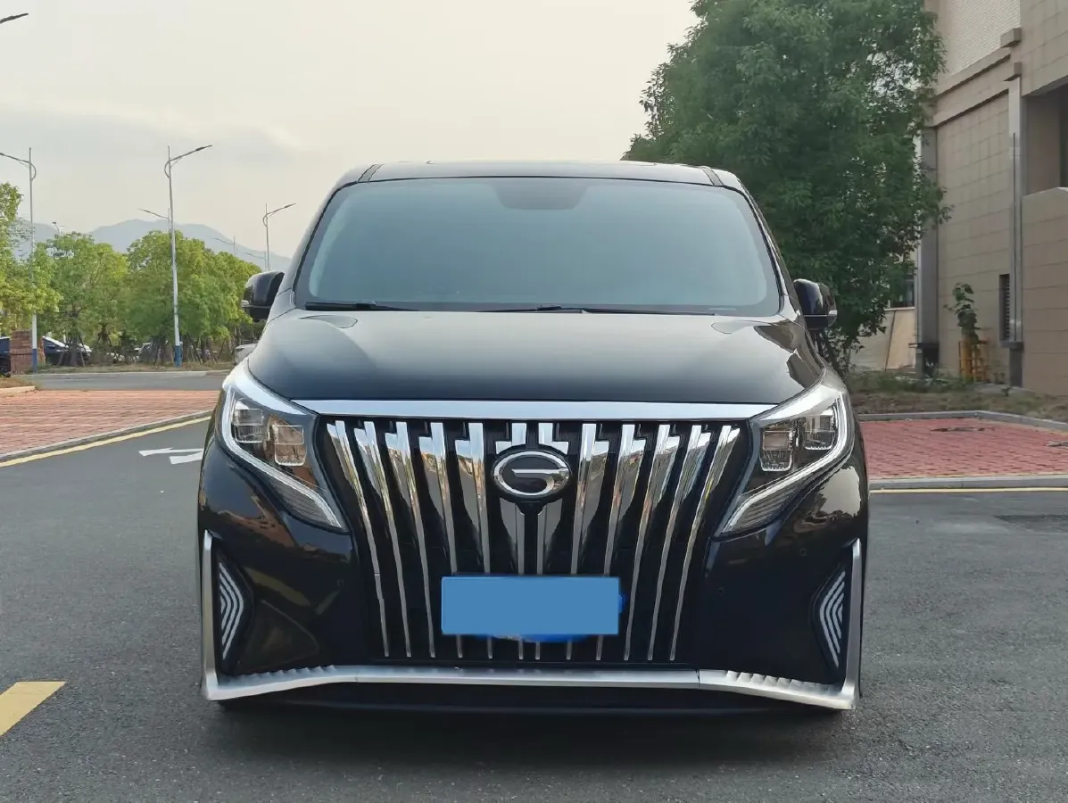 2021 GAC Trumpchi M8 2.0T 252HP L4 8AT,autocango,china used car exporter,china ev exporter,chinese used car exporter,chinese used ev exporter