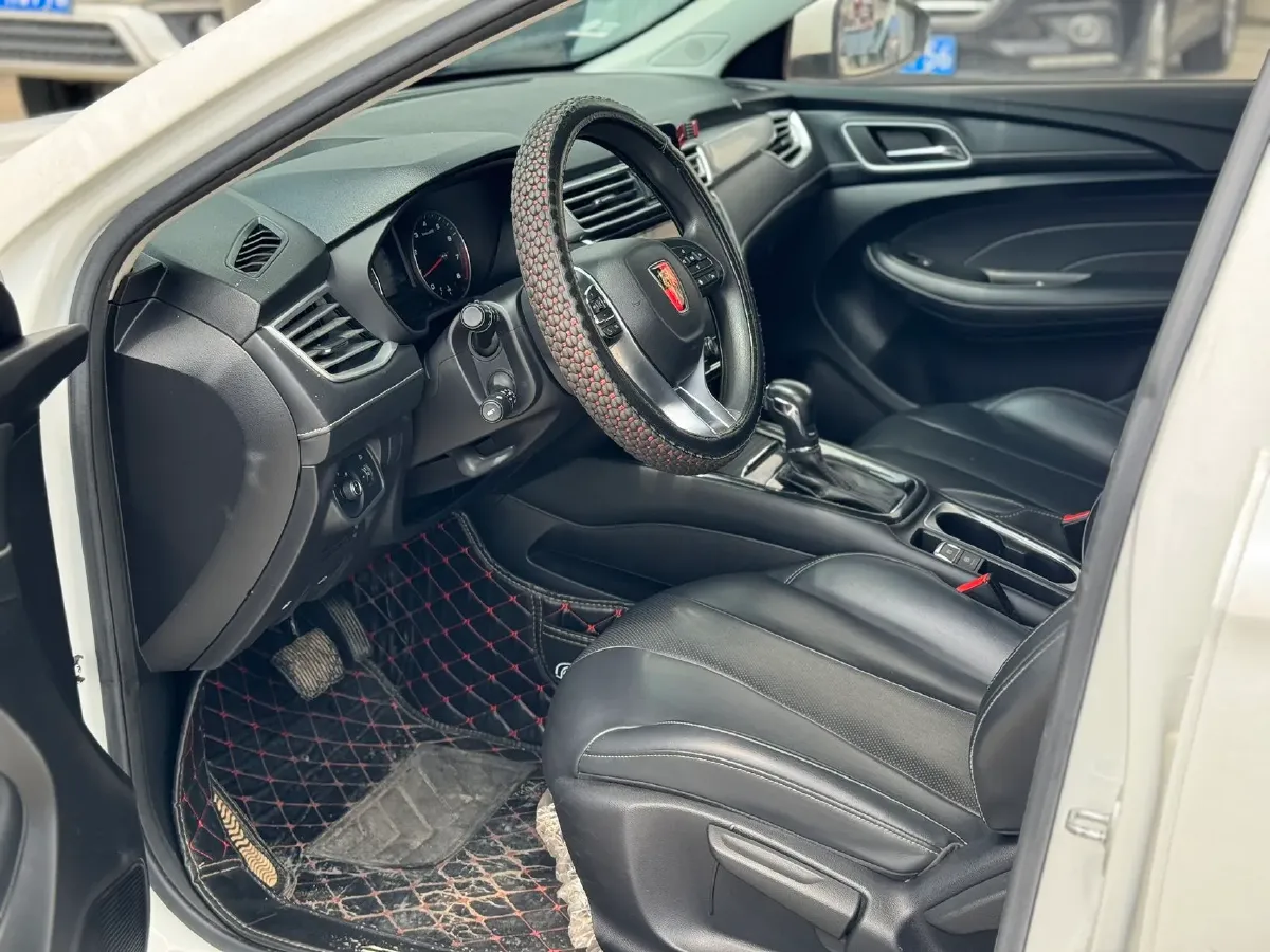 2019 Roewe i5 1.5L 120HP L4 CVT,autocango,china used car exporter,china ev exporter,chinese used car exporter,chinese used ev exporter