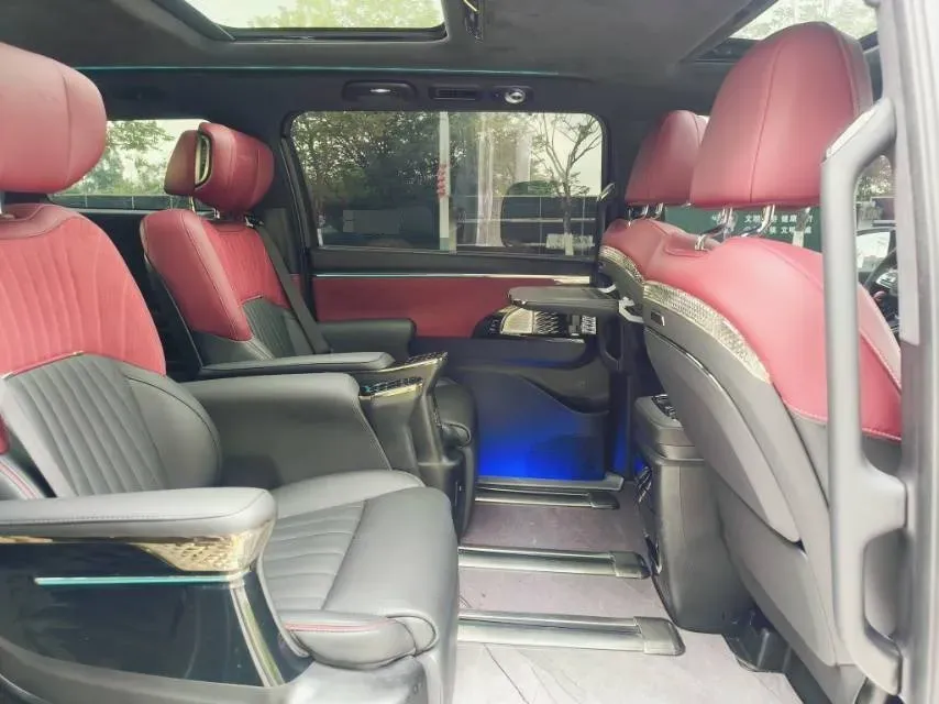 2023 GAC Trumpchi M8 2.0T 252HP L4 8AT,autocango,china used car exporter,china ev exporter,chinese used car exporter,chinese used ev exporter