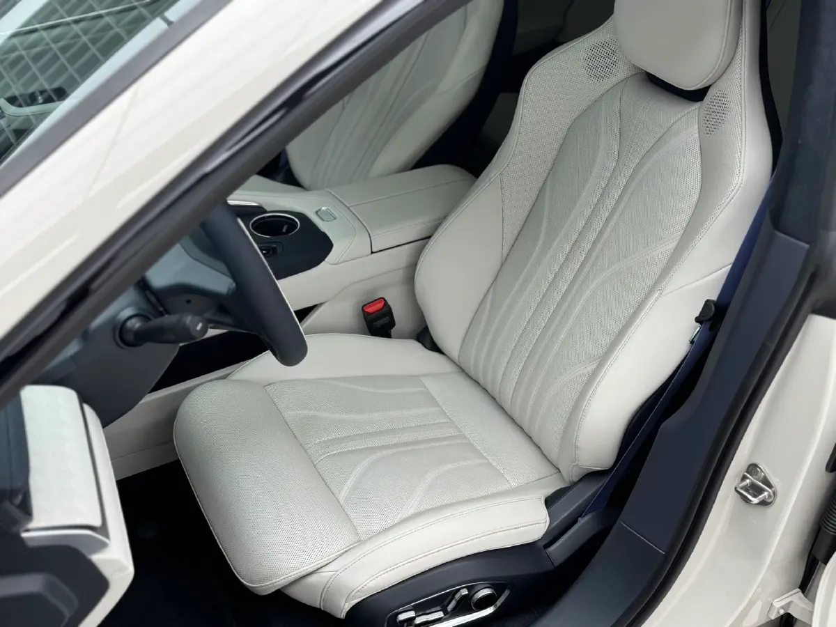 2026 Zeekr 001 BEV,autocango,china used car exporter,china ev exporter,chinese used car exporter,chinese used ev exporter