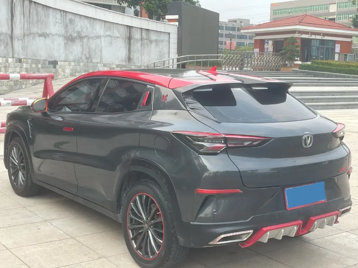 2020 ChangAn UNI-T 1.5T 180HP L4 7DCT,autocango,china used car exporter,china ev exporter,chinese used car exporter,chinese used ev exporter