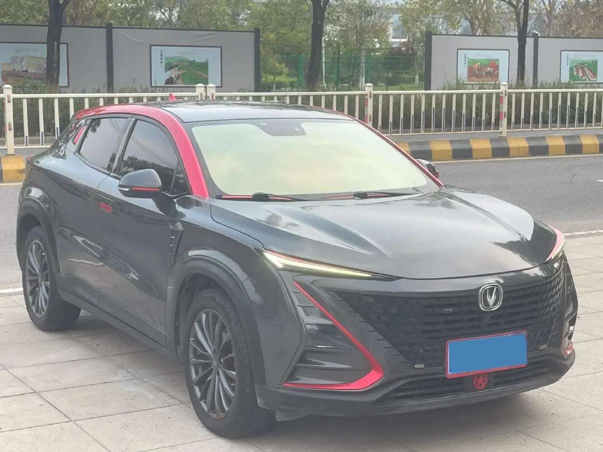 2020 ChangAn UNI-T 1.5T 180HP L4 7DCT,autocango,china used car exporter,china ev exporter,chinese used car exporter,chinese used ev exporter