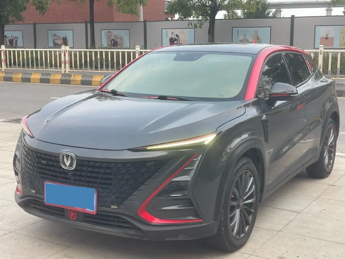 2020 ChangAn UNI-T 1.5T 180HP L4 7DCT,autocango,china used car exporter,china ev exporter,chinese used car exporter,chinese used ev exporter