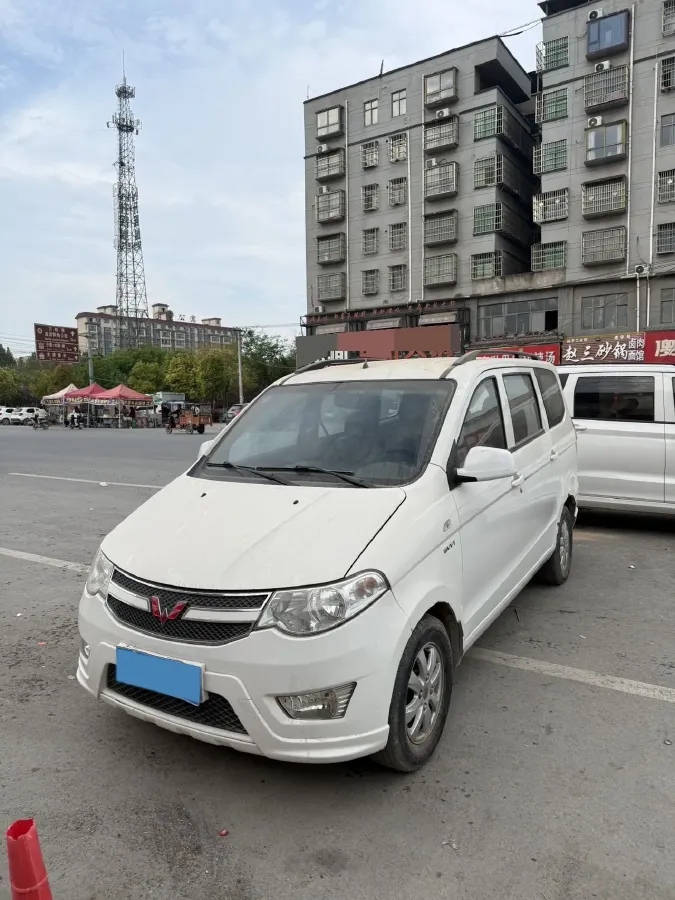 2018 WuLing HongGuang 1.5L 105HP L4 5MT,autocango,china used car exporter,china ev exporter,chinese used car exporter,chinese used ev exporter