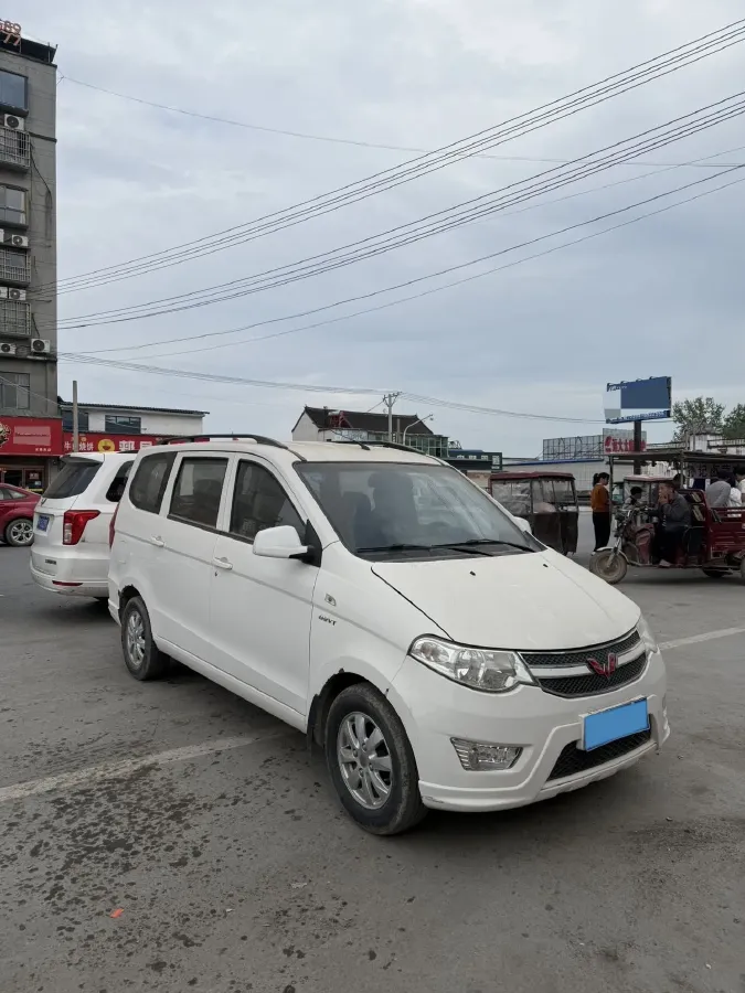 2018 WuLing HongGuang 1.5L 105HP L4 5MT,autocango,china used car exporter,china ev exporter,chinese used car exporter,chinese used ev exporter