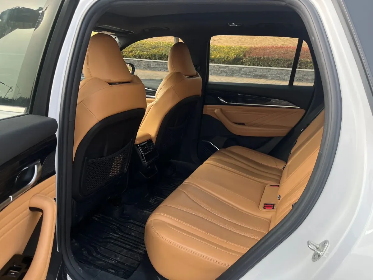 2024 Geely Monjaro 1.5T 163HP L4 3DHT Hybrid,autocango,china used car exporter,china ev exporter,chinese used car exporter,chinese used ev exporter