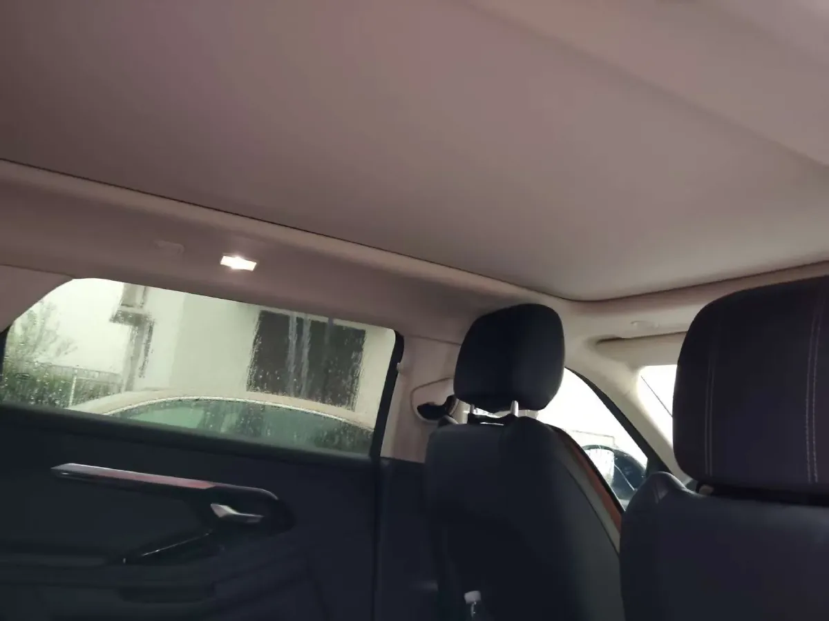 2021 Land Rover Range Rover Evoque 2.0T 249HP L4 9AT,autocango,china used car exporter,china ev exporter,chinese used car exporter,chinese used ev exporter