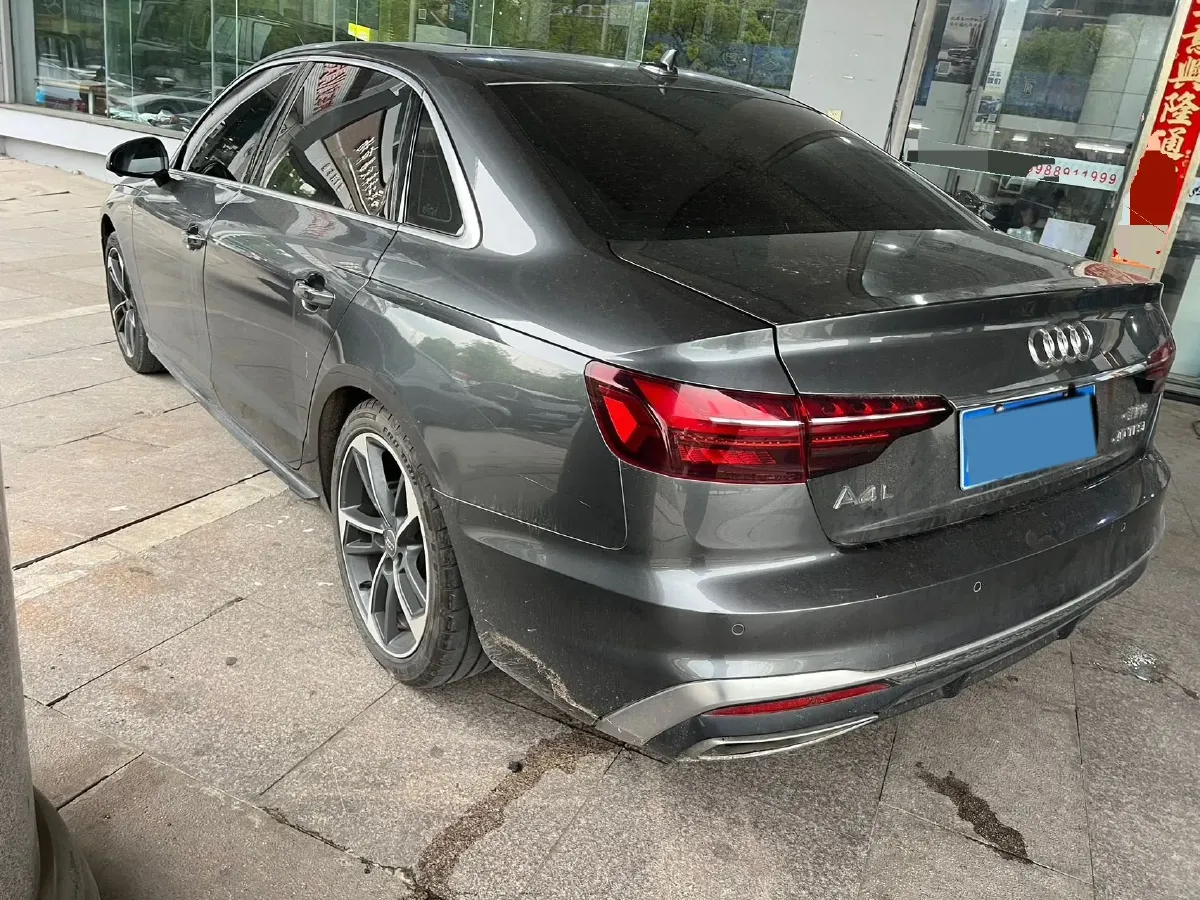 2020 Audi A4L 2.0T 190HP L4 7DCT,autocango,china used car exporter,china ev exporter,chinese used car exporter,chinese used ev exporter