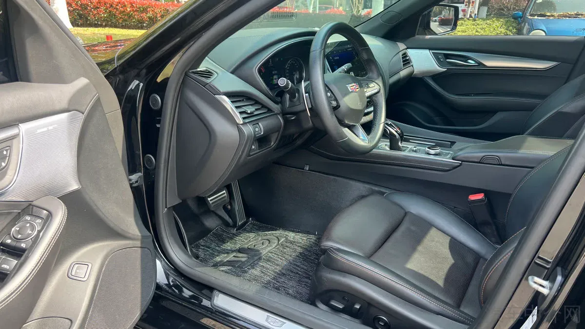 2020 Cadillac CT5 2.0T 237HP L4 10AT,autocango,china used car exporter,china ev exporter,chinese used car exporter,chinese used ev exporter