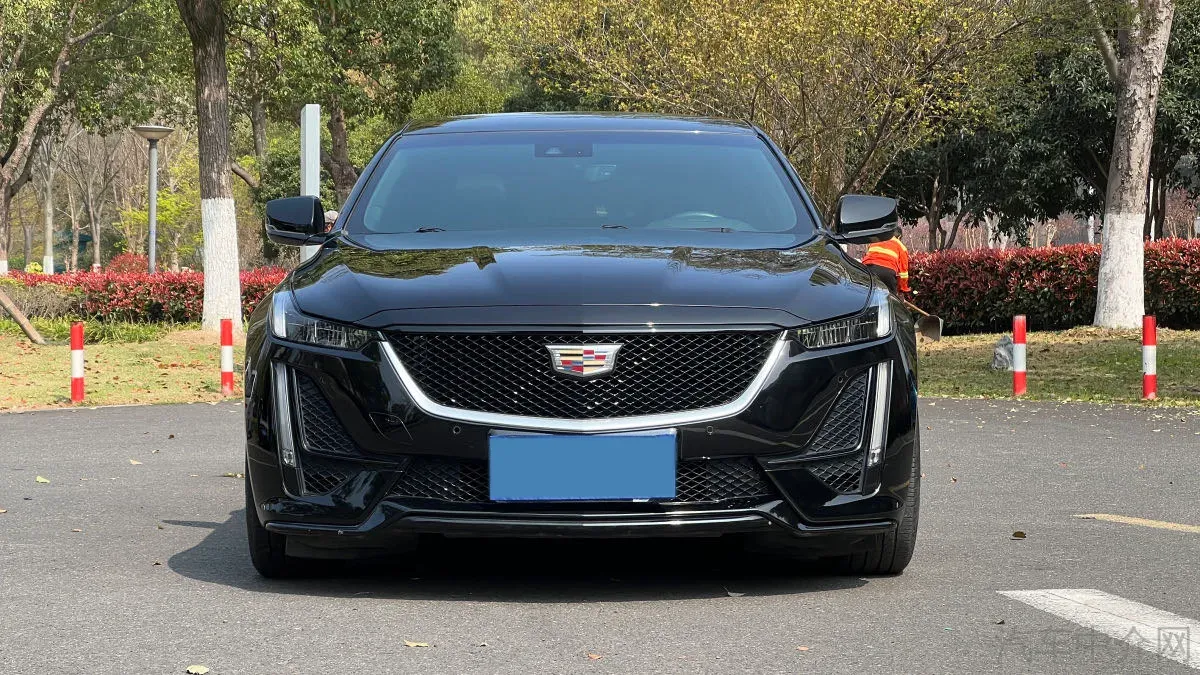 2020 Cadillac CT5 2.0T 237HP L4 10AT,autocango,china used car exporter,china ev exporter,chinese used car exporter,chinese used ev exporter