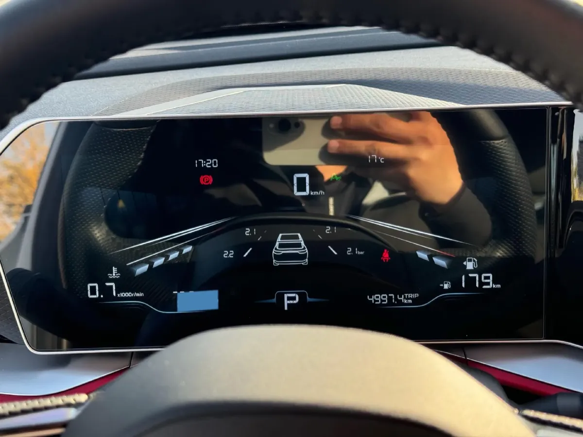 2022 Geely Coolray 1.5T 181HP L4 7DCT,autocango,china used car exporter,china ev exporter,chinese used car exporter,chinese used ev exporter