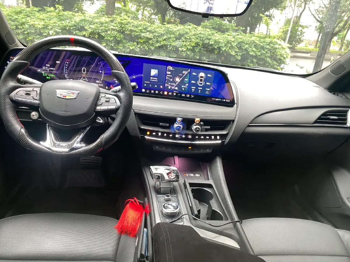 2024 Cadillac CT5 2.0T 237HP L4 10AT,autocango,china used car exporter,china ev exporter,chinese used car exporter,chinese used ev exporter