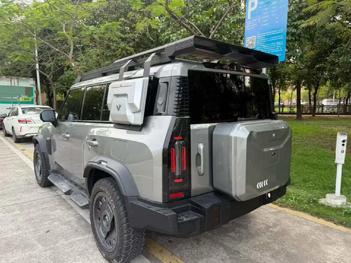 2024 Jetour Traveller 2.0T 254HP L4 7DCT,autocango,china used car exporter,china ev exporter,chinese used car exporter,chinese used ev exporter