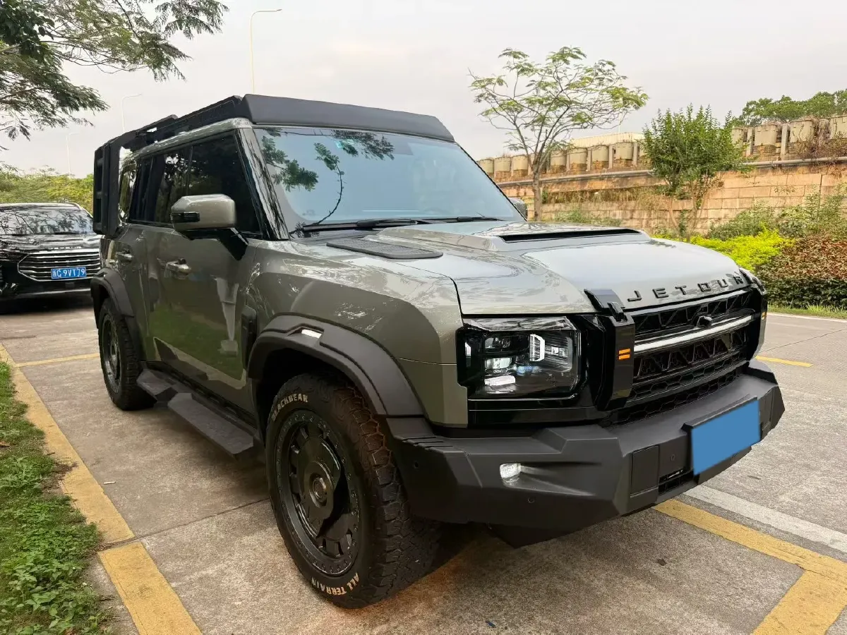 2024 Jetour Traveller 2.0T 254HP L4 7DCT,autocango,china used car exporter,china ev exporter,chinese used car exporter,chinese used ev exporter