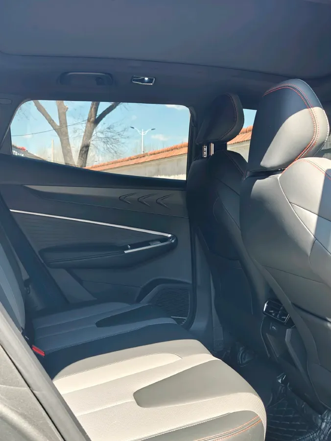 2023 Geely Azkarra 1.5T 181HP L4 7DCT,autocango,china used car exporter,china ev exporter,chinese used car exporter,chinese used ev exporter