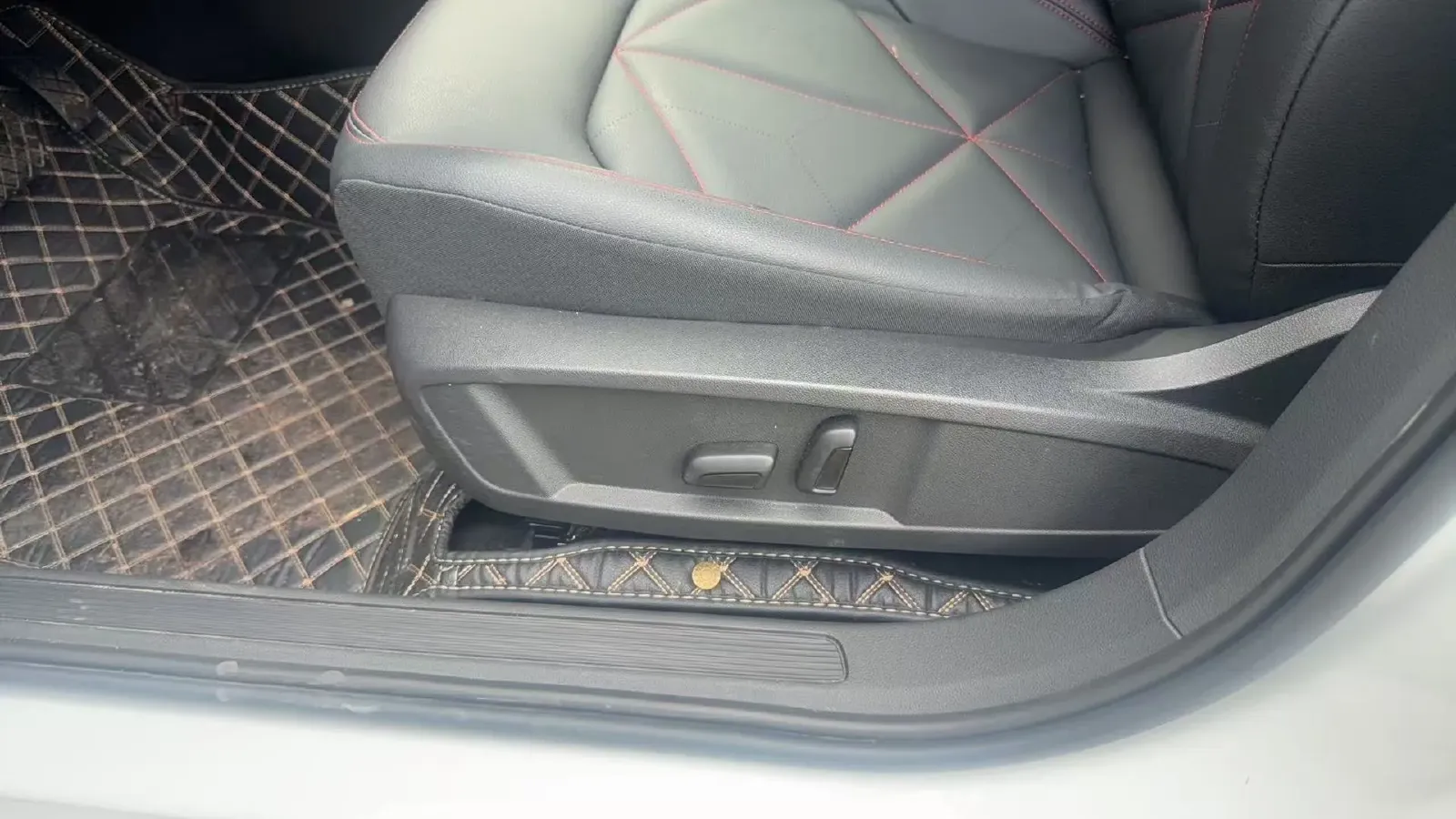 2024 Volkswagen Lavida 1.5T 160HP L4 7DCT,autocango,china used car exporter,china ev exporter,chinese used car exporter,chinese used ev exporter