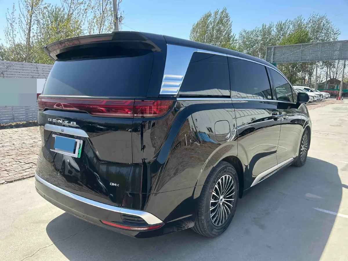 2024 Denza D9 1.5T 139HP L4 E-CVT PHEV 20.39KWH,autocango,china used car exporter,china ev exporter,chinese used car exporter,chinese used ev exporter