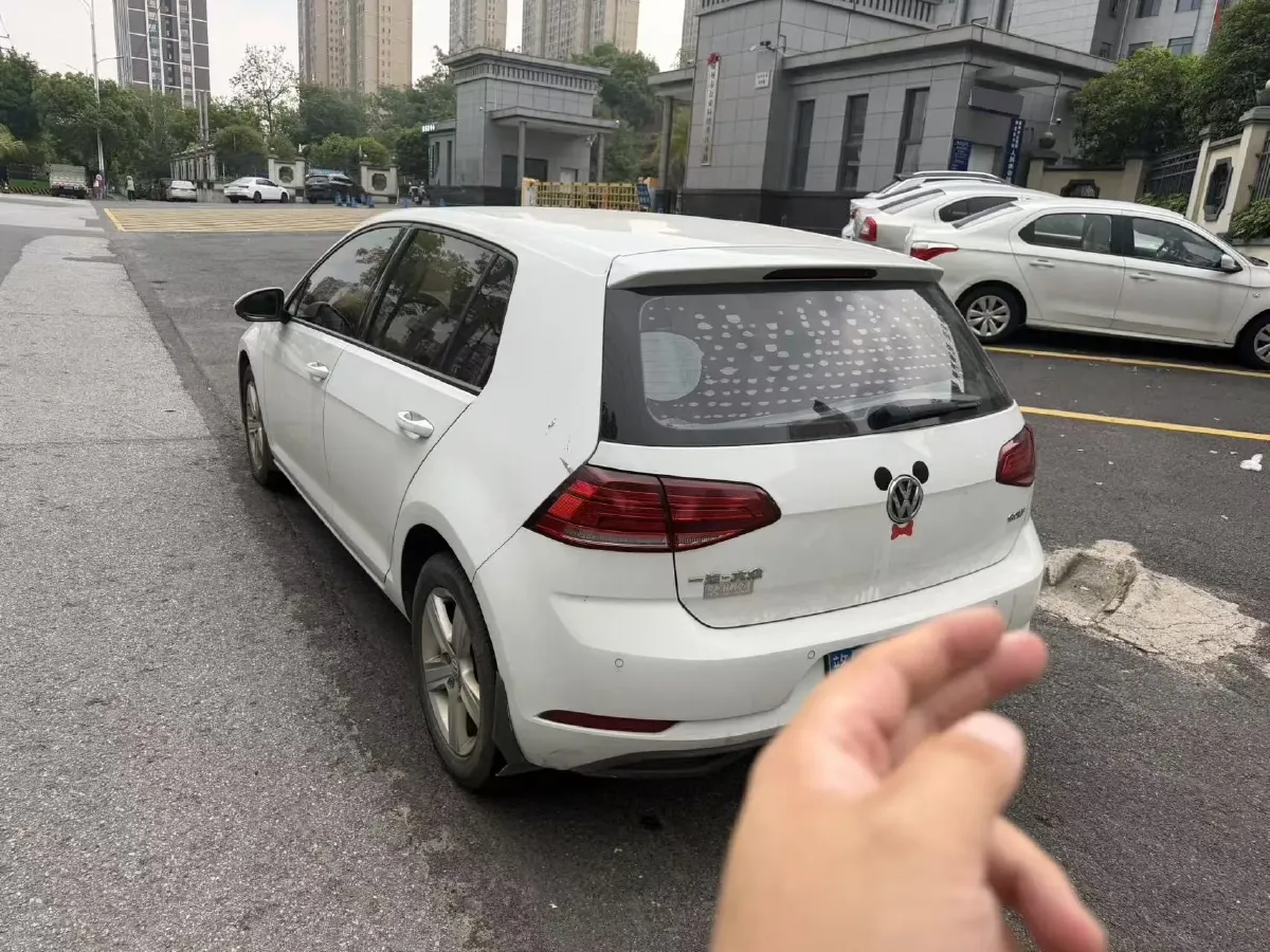 2019 Volkswagen Golf 1.6L 110HP L4 6AT,autocango,china used car exporter,china ev exporter,chinese used car exporter,chinese used ev exporter