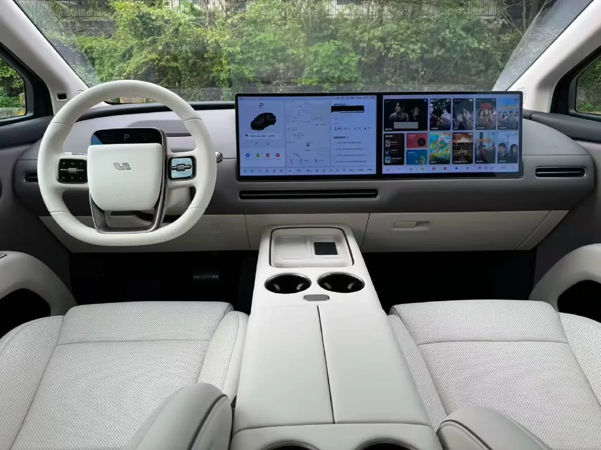 2025 Li i8 BEV,autocango,china used car exporter,china ev exporter,chinese used car exporter,chinese used ev exporter