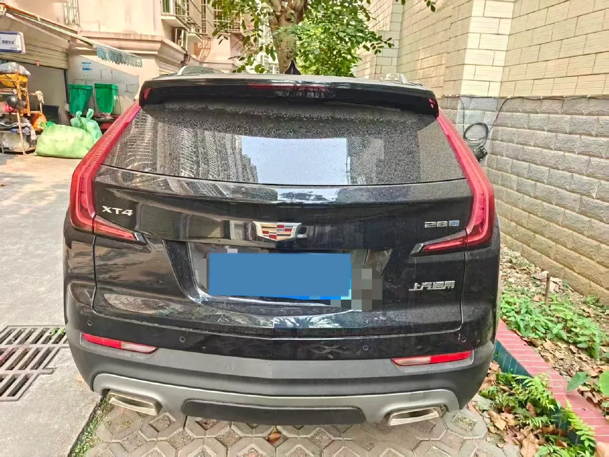 2022 Cadillac XT4 2.0T 237HP L4 9AT,autocango,china used car exporter,china ev exporter,chinese used car exporter,chinese used ev exporter