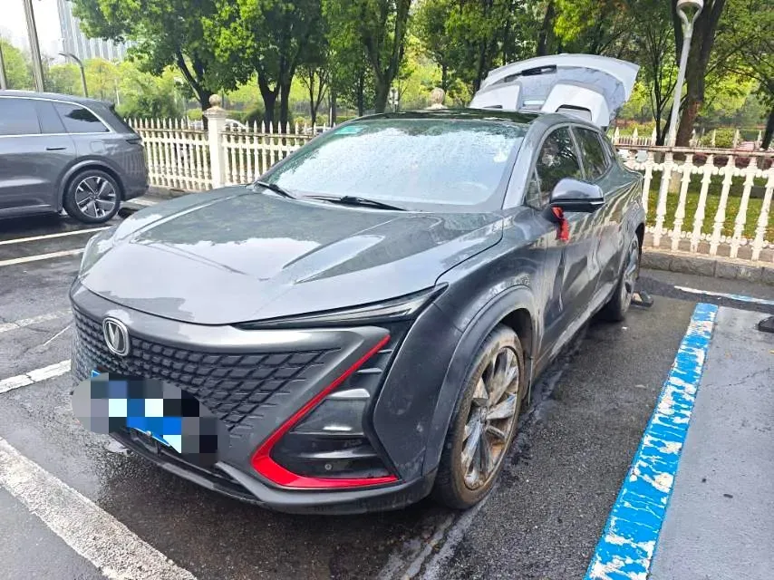 2020 ChangAn UNI-T 1.5T 180HP L4 7DCT,autocango,china used car exporter,china ev exporter,chinese used car exporter,chinese used ev exporter