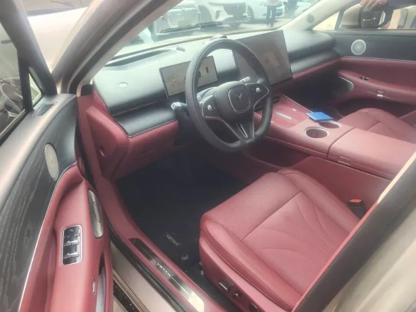 2026 Voyah ZhuiGuang L 1.5T 150HP L4 PHEV,autocango,china used car exporter,china ev exporter,chinese used car exporter,chinese used ev exporter