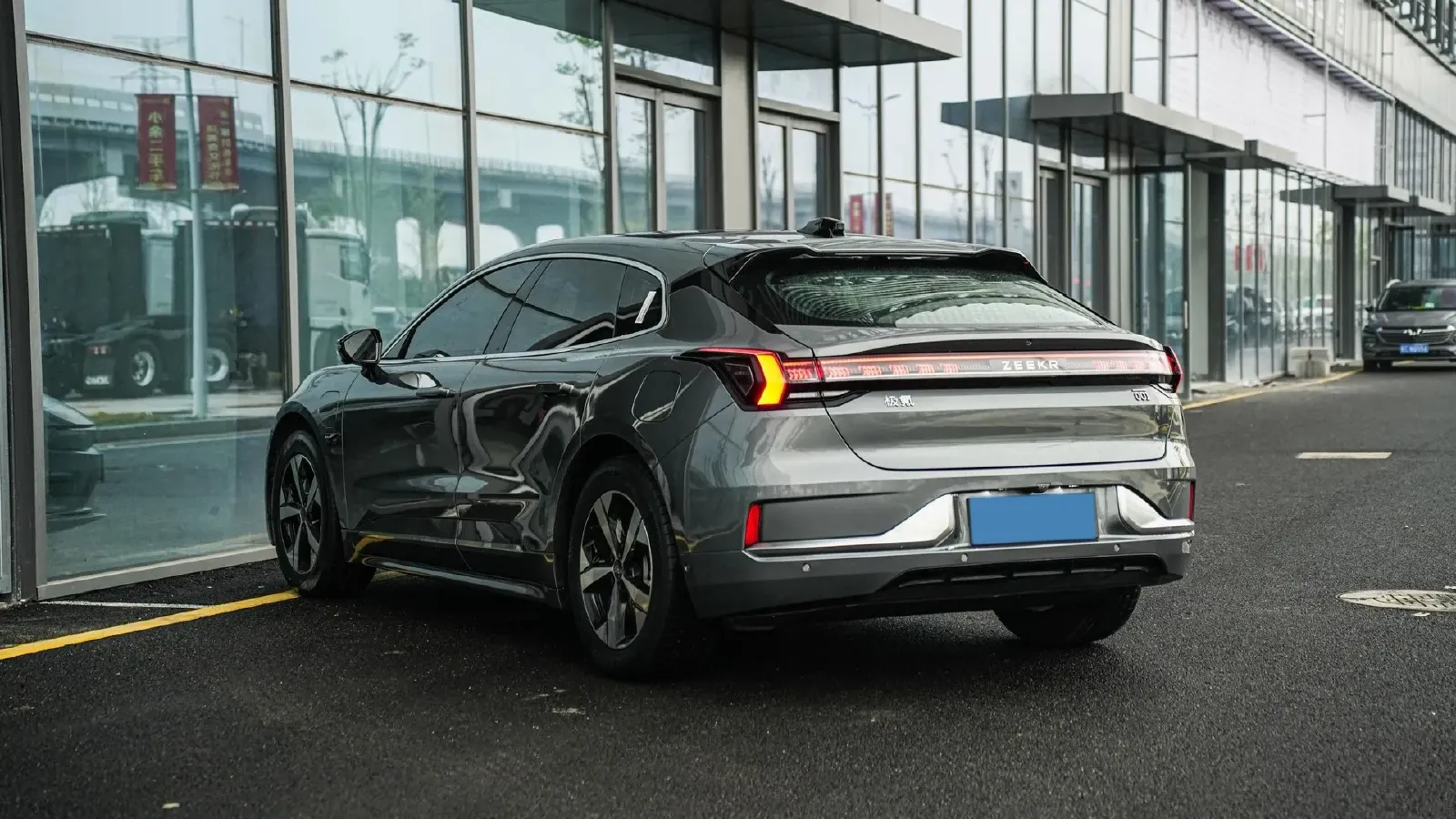 2022 Zeekr 001 BEV 86KWH,autocango,china used car exporter,china ev exporter,chinese used car exporter,chinese used ev exporter