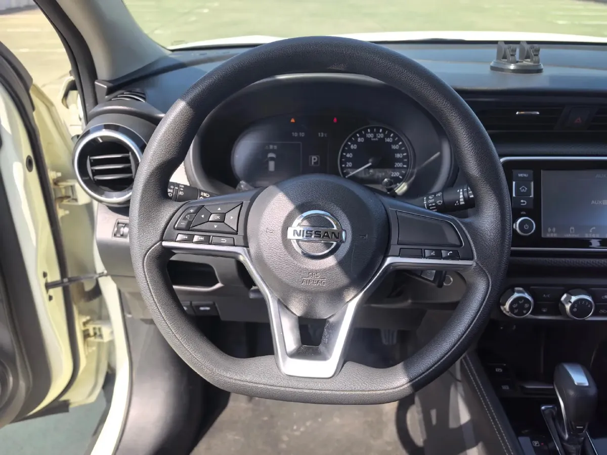 2022 Nissan Kicks 1.5L 122HP L4 CVT,autocango,china used car exporter,china ev exporter,chinese used car exporter,chinese used ev exporter