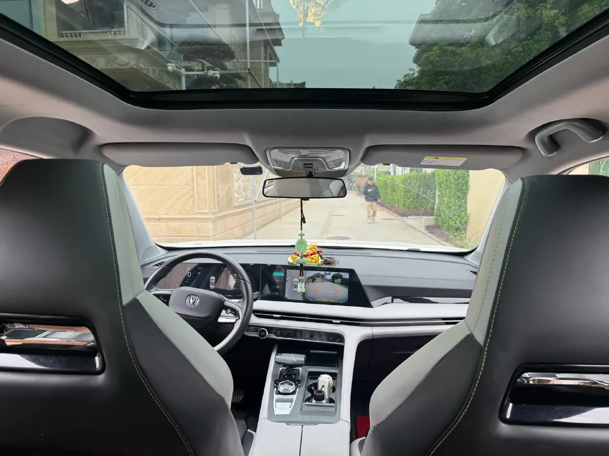 2023 ChangAn CS75 Plus 1.5T 188HP L4 8AT,autocango,china used car exporter,china ev exporter,chinese used car exporter,chinese used ev exporter