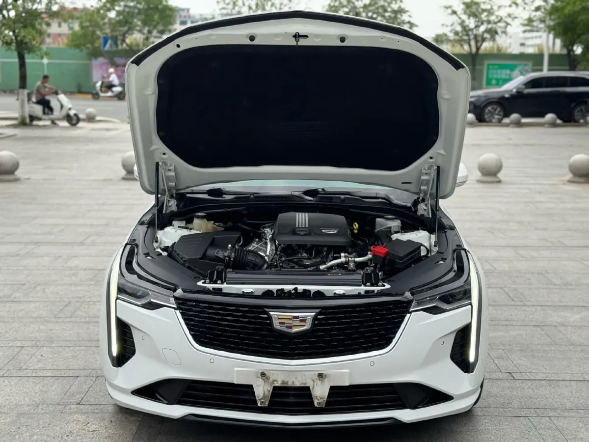 2021 Cadillac CT4 2.0T 237HP L4 8AT,autocango,china used car exporter,china ev exporter,chinese used car exporter,chinese used ev exporter