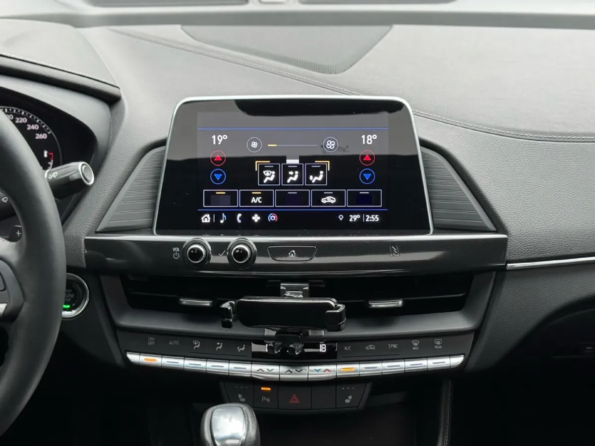 2021 Cadillac CT4 2.0T 237HP L4 8AT,autocango,china used car exporter,china ev exporter,chinese used car exporter,chinese used ev exporter