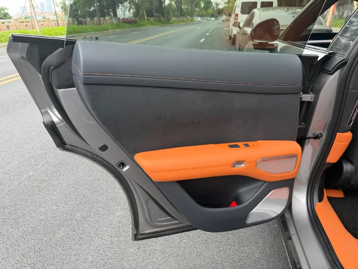 2025 MI YU7 BEV 96.3KWH,autocango,china used car exporter,china ev exporter,chinese used car exporter,chinese used ev exporter