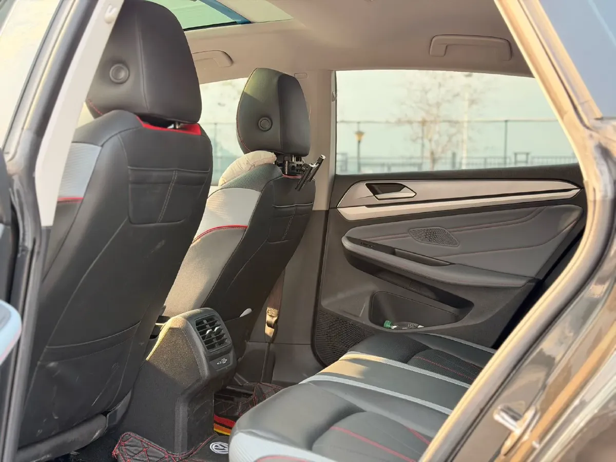 2023 Volkswagen Lamando 1.4T 150HP L4 7DCT,autocango,china used car exporter,china ev exporter,chinese used car exporter,chinese used ev exporter