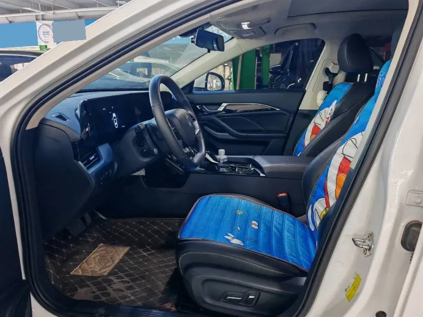 2021 Bestune B70 1.5T 169HP L4 7DCT,autocango,china used car exporter,china ev exporter,chinese used car exporter,chinese used ev exporter