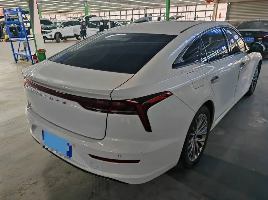 2021 Bestune B70 1.5T 169HP L4 7DCT,autocango,china used car exporter,china ev exporter,chinese used car exporter,chinese used ev exporter