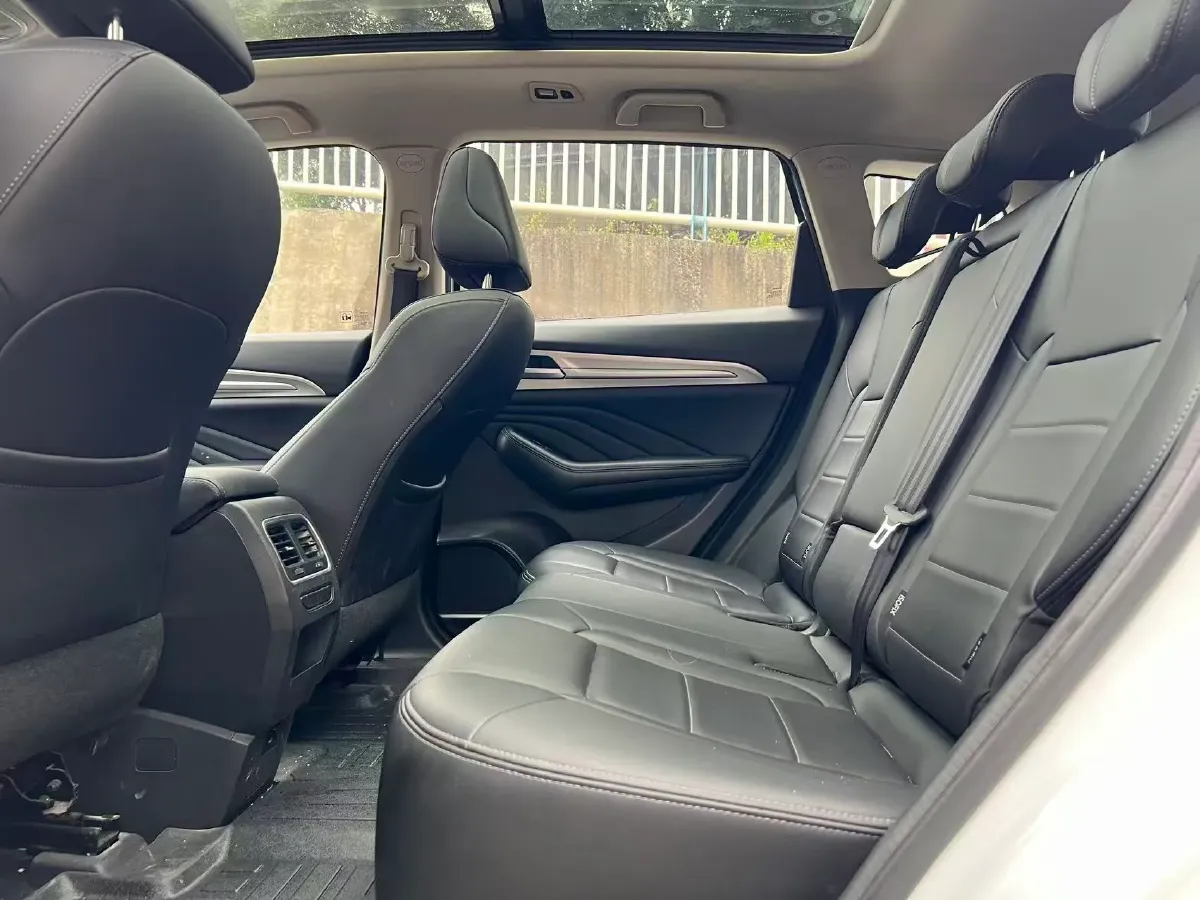 2019 Haval F7 1.5T 169HP L4 7DCT,autocango,china used car exporter,china ev exporter,chinese used car exporter,chinese used ev exporter